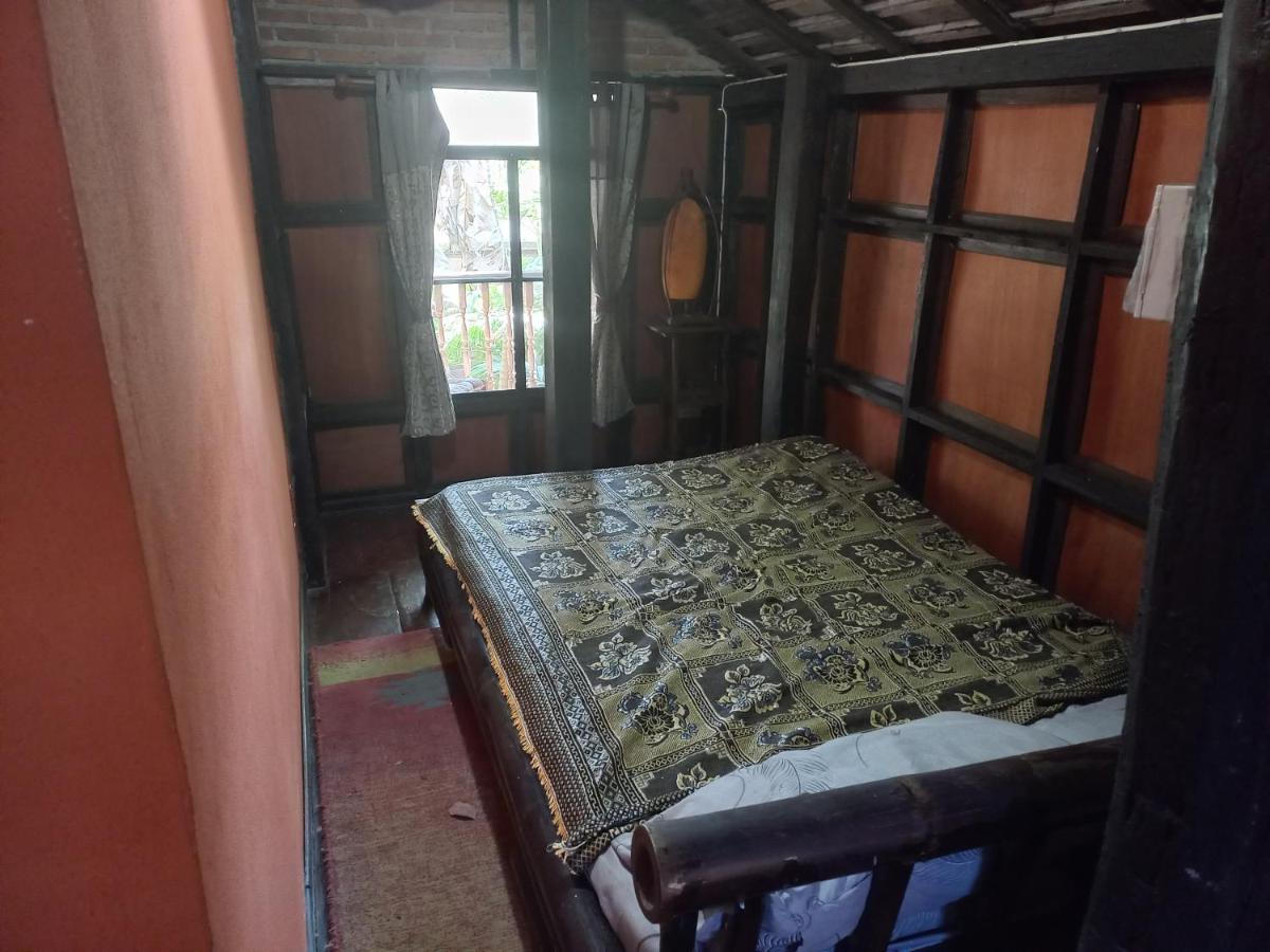 Отель Teak House Чиангмай Экстерьер фото
