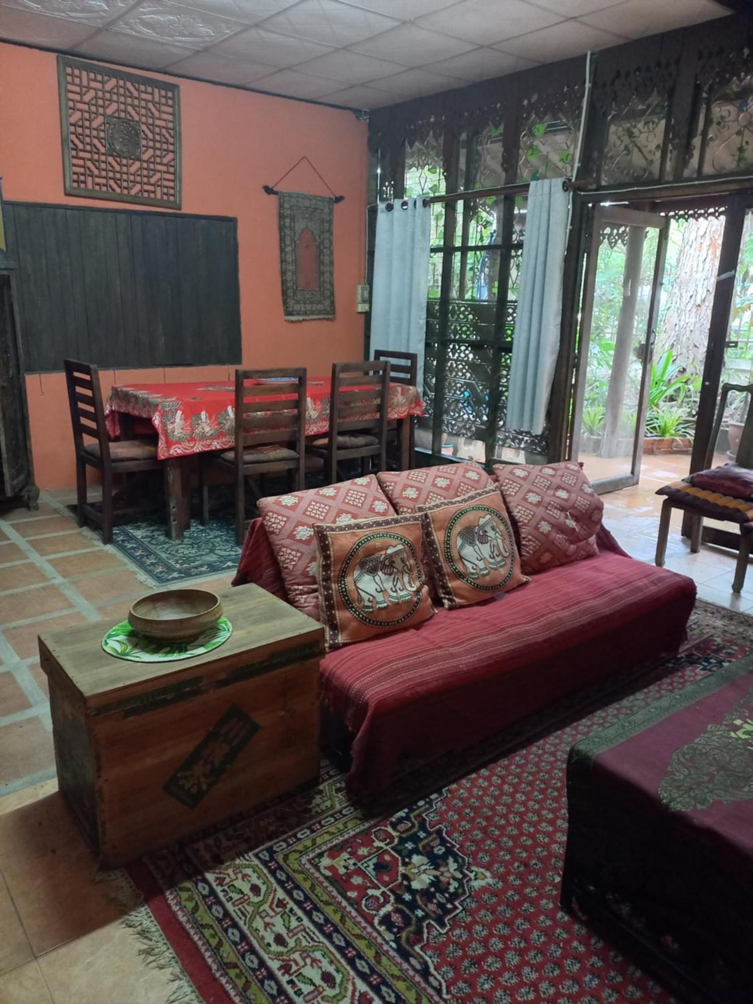 Отель Teak House Чиангмай Экстерьер фото