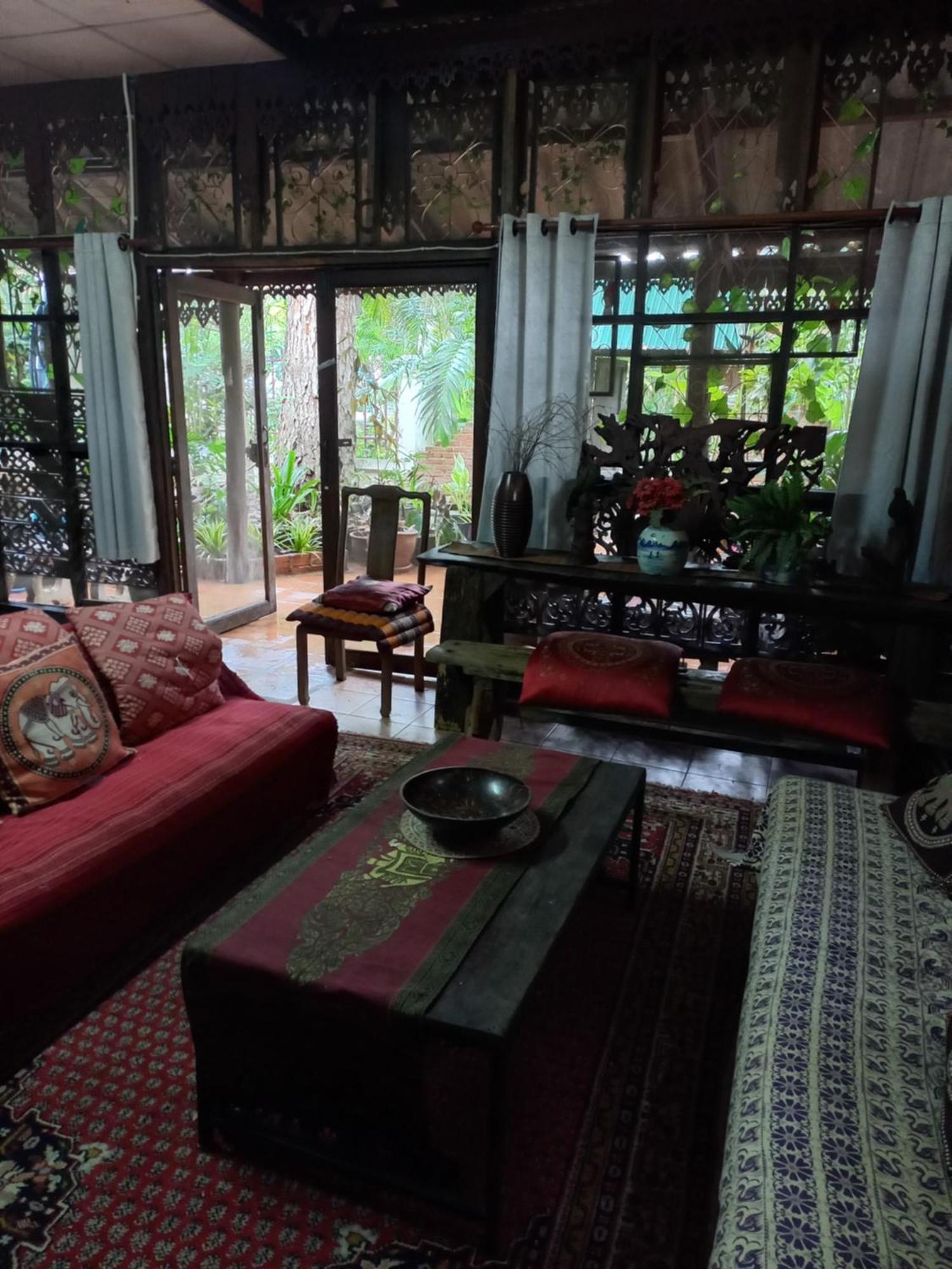 Отель Teak House Чиангмай Экстерьер фото