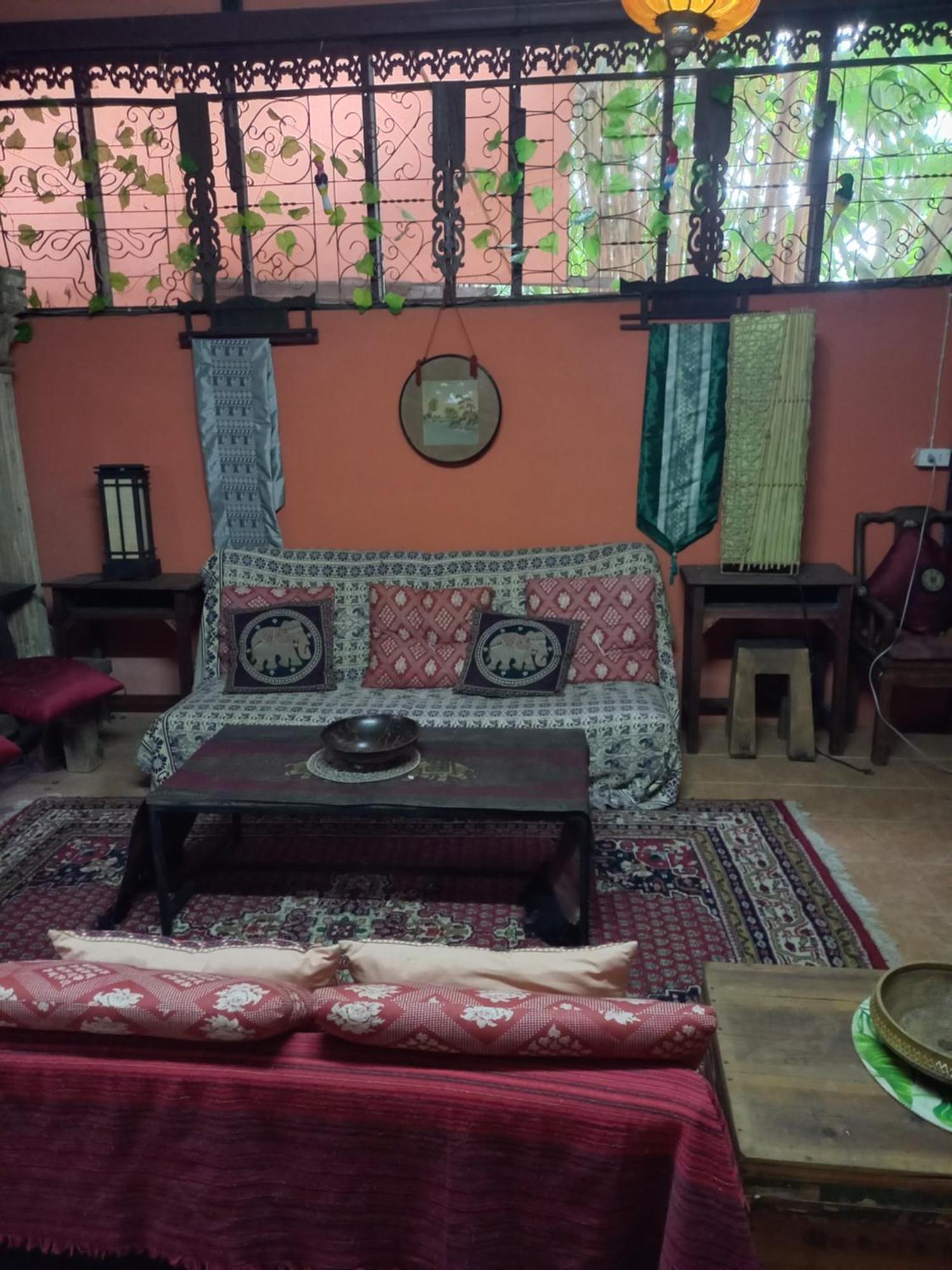 Отель Teak House Чиангмай Экстерьер фото