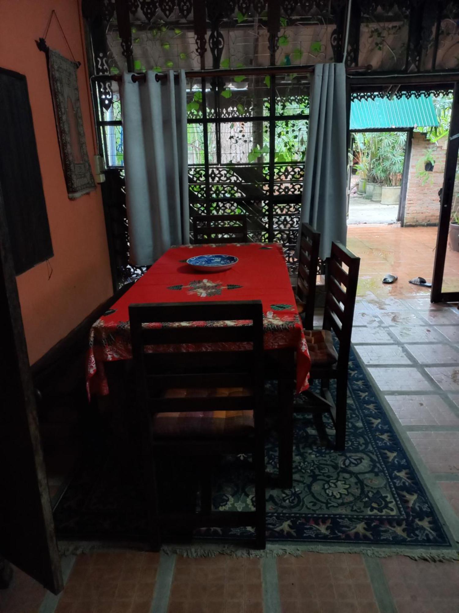Отель Teak House Чиангмай Экстерьер фото