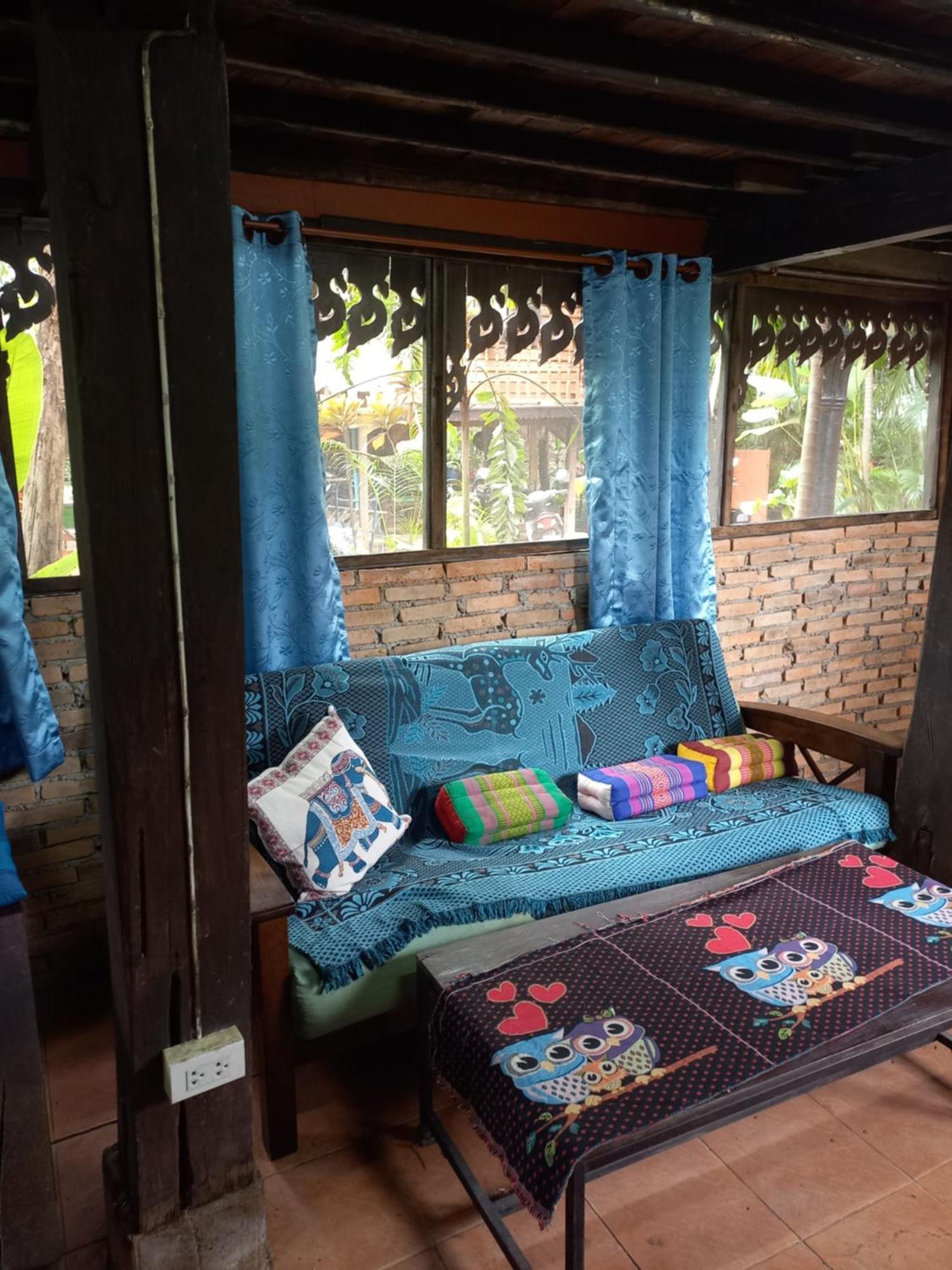 Отель Teak House Чиангмай Экстерьер фото